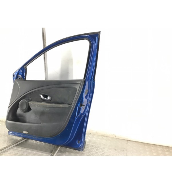 Дверь передняя правая бу для Renault Megane 3 1.5 DCi,  2009 г.