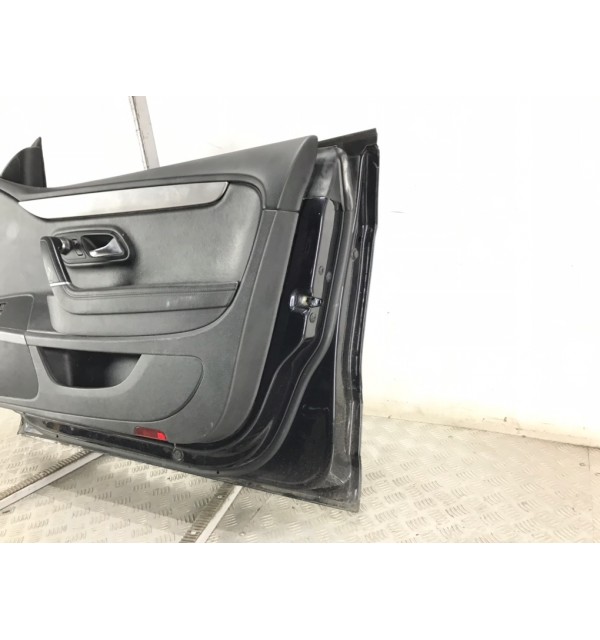 Дверь передняя правая бу для Volkswagen Passat CC  2.0 TDi,  2011 г.