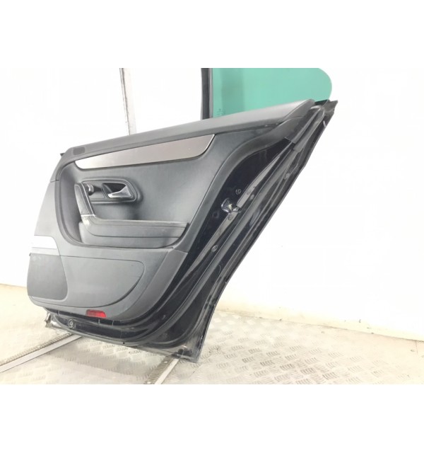 Дверь задняя правая бу для Volkswagen Passat CC  2.0 TDi,  2011 г.