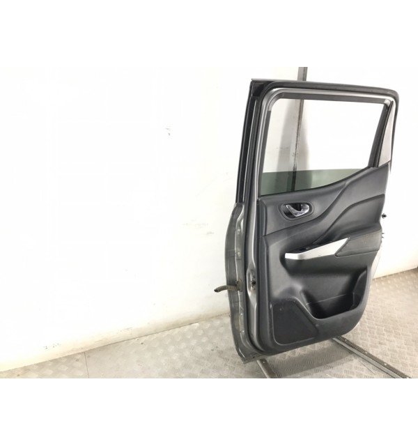 Дверь задняя правая бу для Nissan Navara 3 2.3 DCi,  2016 г.