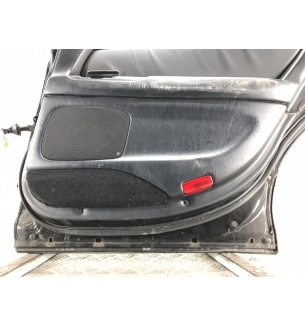 Дверь задняя правая бу для Lexus GS 300 3.0 i,  2003 г.