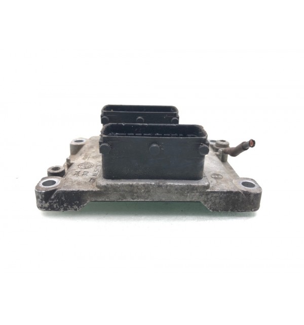 Блок управления двигателем бу для Opel Corsa C 1.2 i,  2003 г.