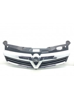 Решетка радиатора бу для Opel Astra H 1.4 i,  2008 г.