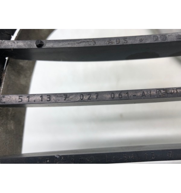 Решетка радиатора бу для BMW 5 E60/E61 2.0 TD,  2009 г.