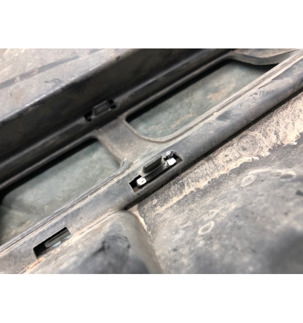 Решетка радиатора бу для Opel Signum 1 1.9 CDTi,  2007 г.