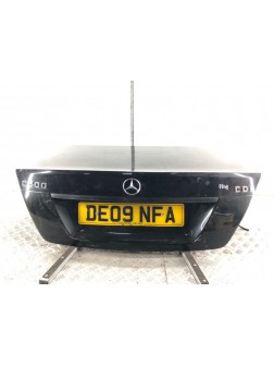 Крышка багажника бу для Mercedes C W204 2.2 CDi,  2009 г.