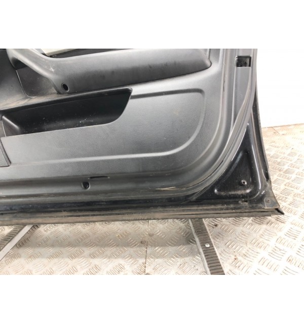 Дверь передняя правая бу для Audi A6 C6 2.7 TDi,  2006 г.