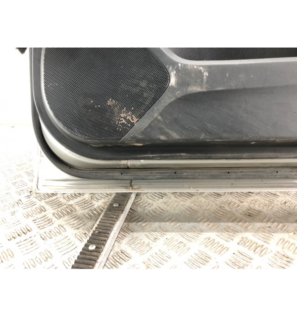 Дверь передняя правая бу для Subaru Forester SH 2.0 TD,  2009 г.