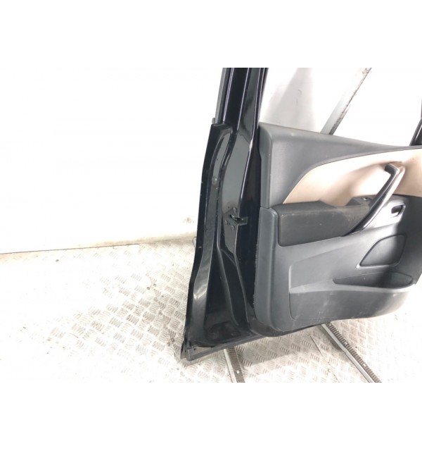 Дверь передняя левая бу для Citroen C4 Grand Picasso 2 1.6 HDI,  2015 г.