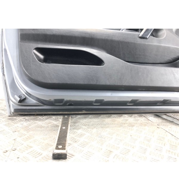 Дверь передняя левая бу для BMW 3 E46 2.0 i,  2003 г.