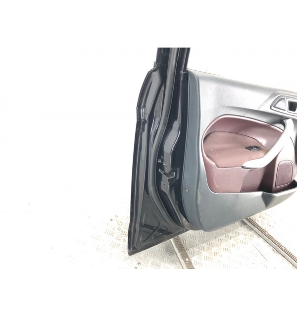 Дверь передняя левая бу для Ford Fiesta 6 1.6 i,  2011 г.