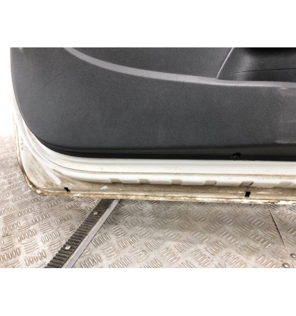 Дверь передняя левая бу для Opel Corsa D 1.2 i,  2010 г.