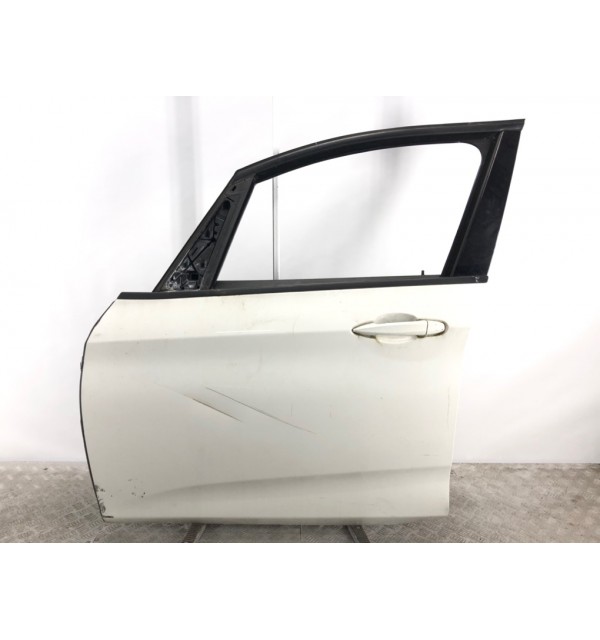 Дверь передняя левая бу для BMW 2 F46 1.5 i,  2016 г.