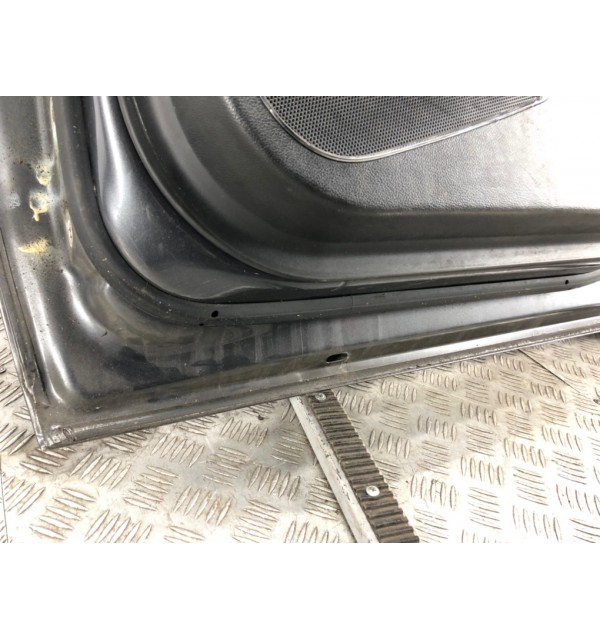 Дверь передняя правая бу для Opel Astra J 1.7 CDTi,  2010 г.