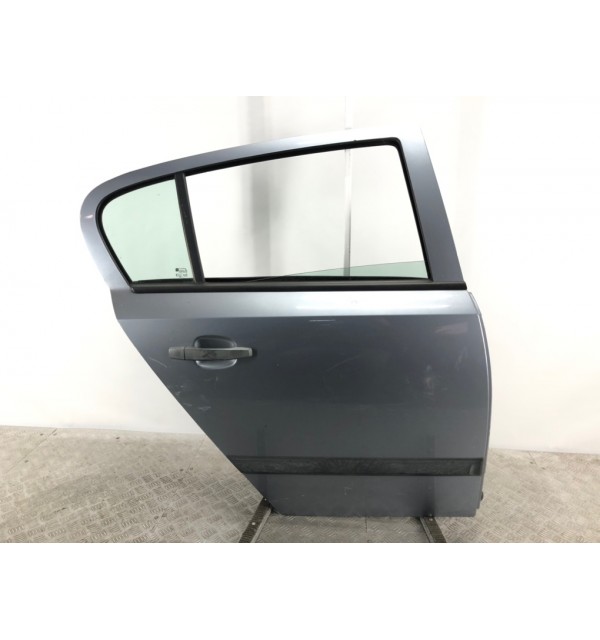 Дверь задняя правая бу для Opel Astra H 1.6 i,  2006 г.