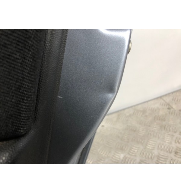 Дверь задняя правая бу для Opel Astra H 1.6 i,  2006 г.