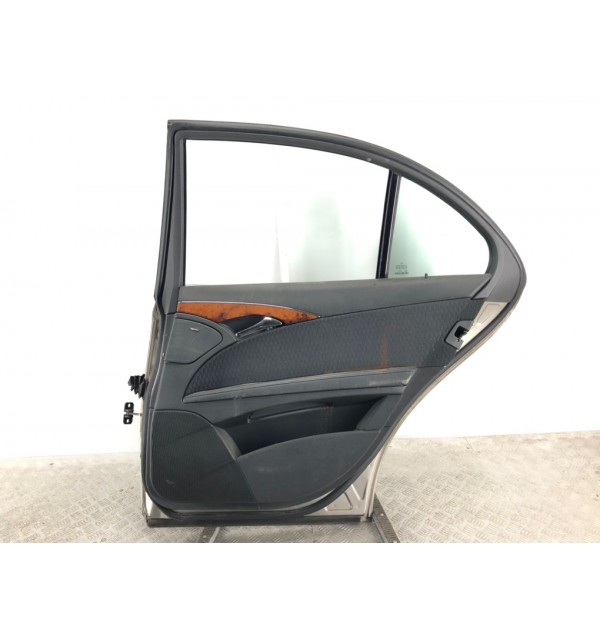 Дверь задняя правая бу для Mercedes E W211 2.2 CDi,  2005 г.