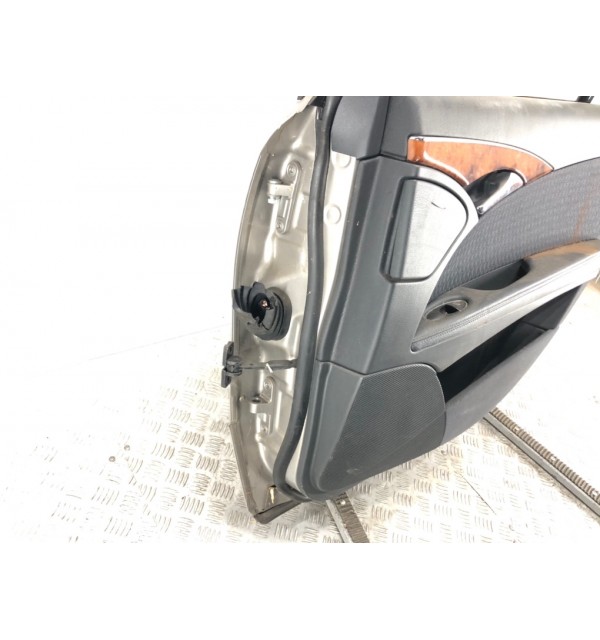 Дверь задняя правая бу для Mercedes E W211 2.2 CDi,  2005 г.