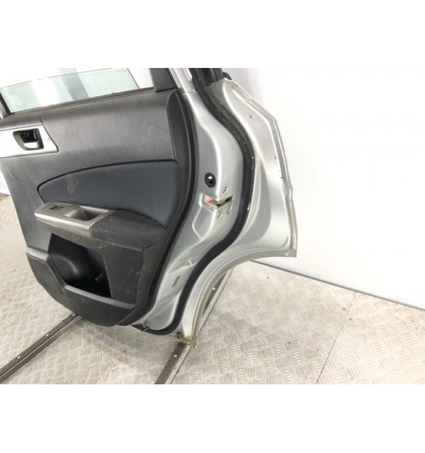 Дверь задняя правая бу для Subaru Forester SH 2.0 TD,  2009 г.