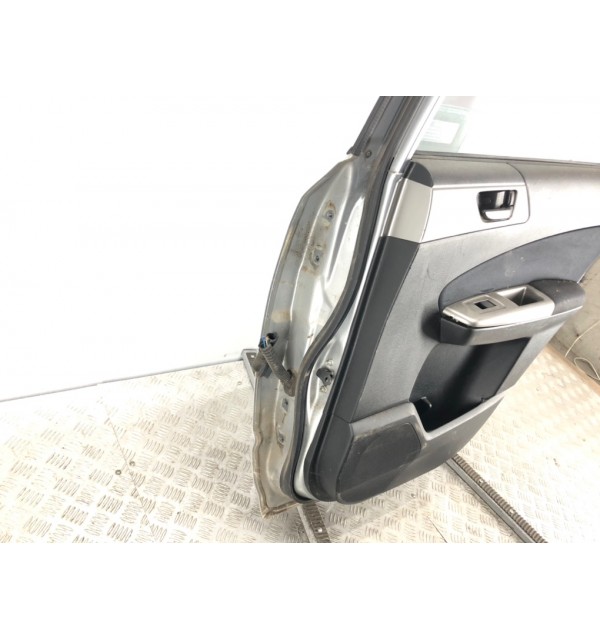 Дверь задняя правая бу для Subaru Forester SH 2.0 TD,  2009 г.