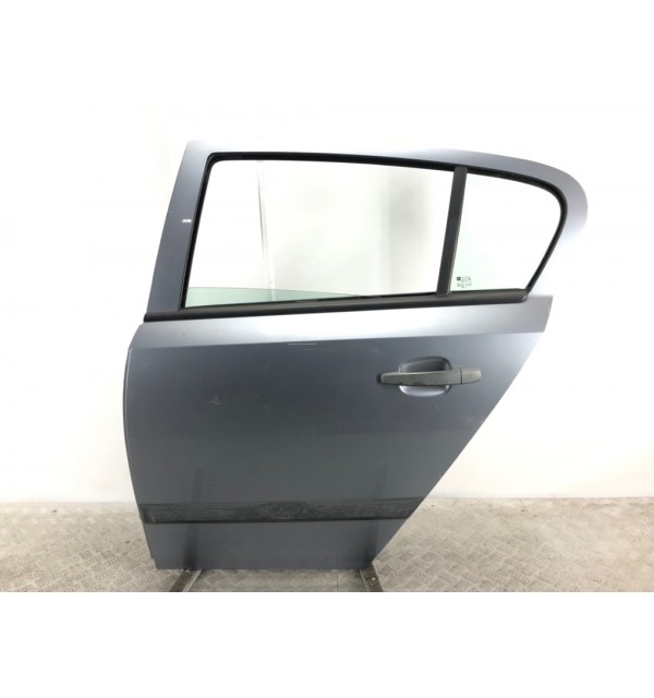 Дверь задняя левая бу для Opel Astra H 1.6 i,  2006 г.