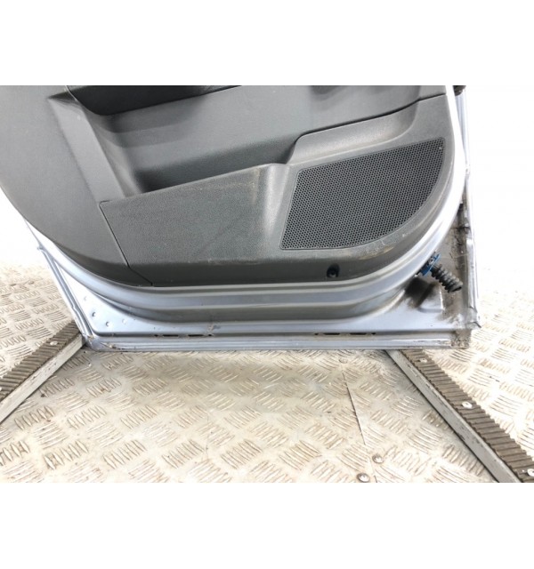 Дверь задняя левая бу для Opel Astra H 1.6 i,  2006 г.