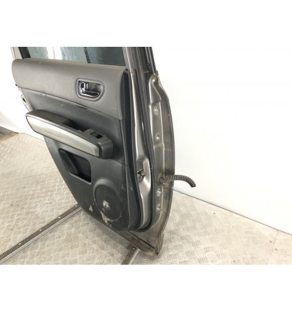 Дверь задняя левая бу для Nissan X-Trail T31 2.0 DCi,  2007 г.