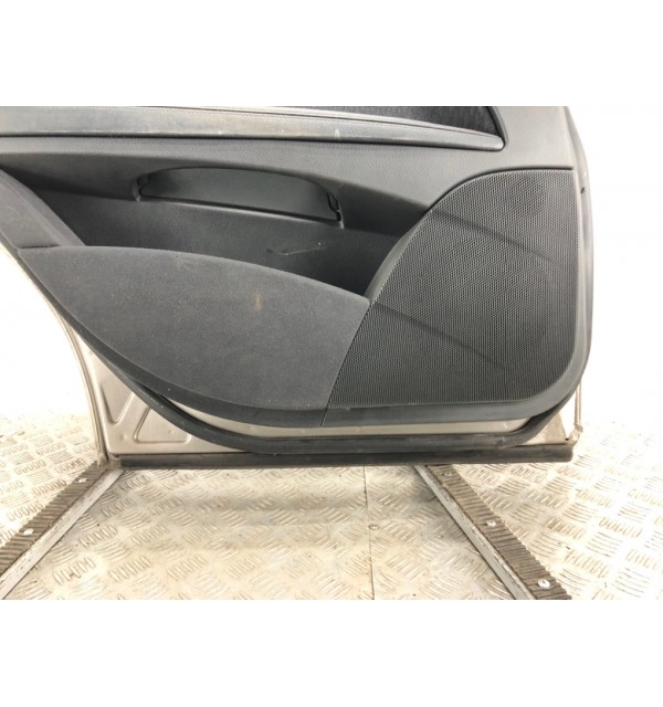 Дверь задняя левая бу для Mercedes E W211 2.2 CDi,  2005 г.