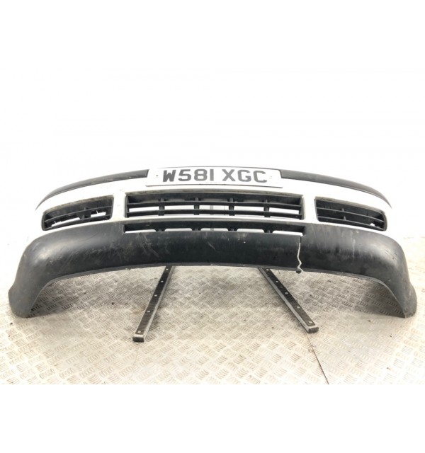 Бампер передний бу для Volkswagen Golf 4 1.6 i,  2000 г.