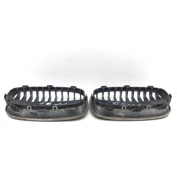 Решетка радиатора бу для BMW 1 F20/F21 1.6 i,  2013 г.