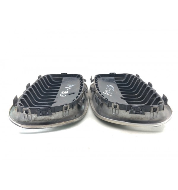 Решетка радиатора бу для BMW 1 F20/F21 1.6 i,  2013 г.