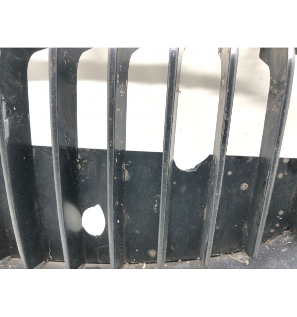 Решетка радиатора бу для BMW 1 F20/F21 1.6 i,  2013 г.