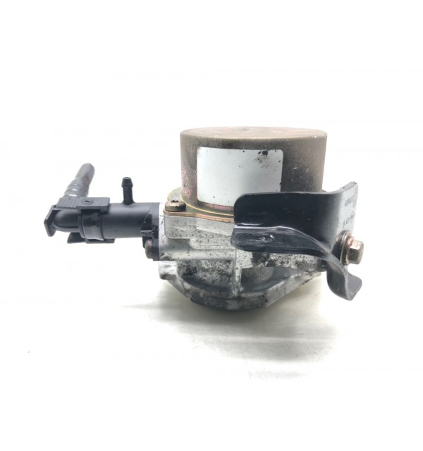 Насос вакуумный бу для Renault Megane 2 1.5 DCi,  2006 г.