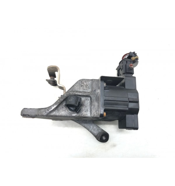 Клапан управления турбиной (актуатор) бу для BMW X3 E83 2.0 TD,  2008 г.