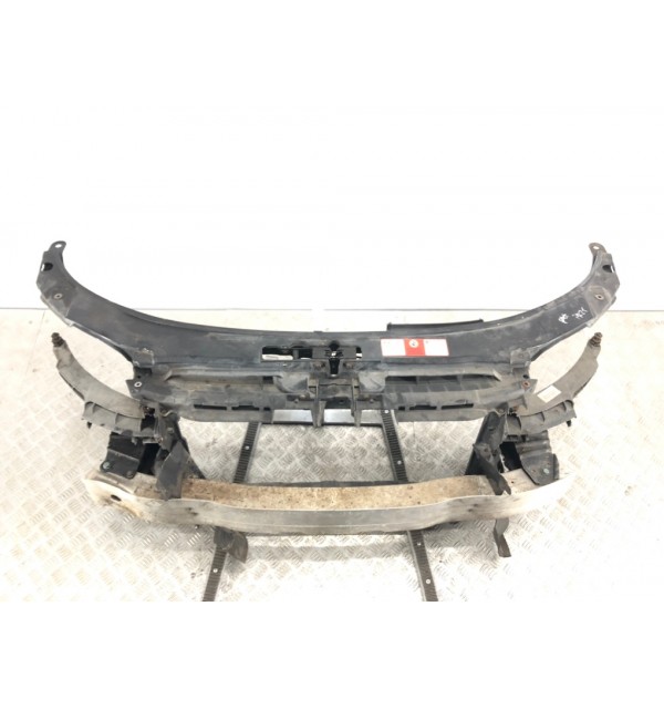 Панель передняя (телевизор) бу для Audi A3 8P 2.0 TDi,  2005 г.