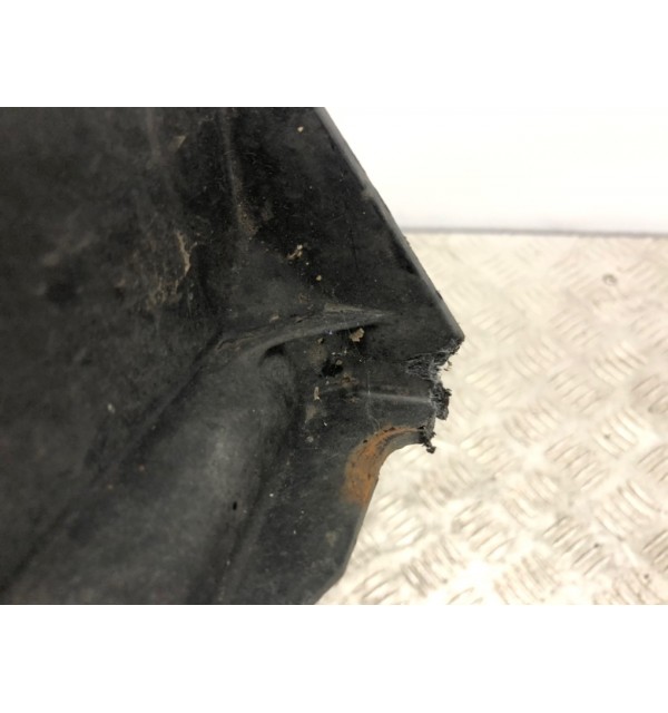 Панель передняя (телевизор) бу для Ford Fiesta 6 1.4 TDCi,  2009 г.