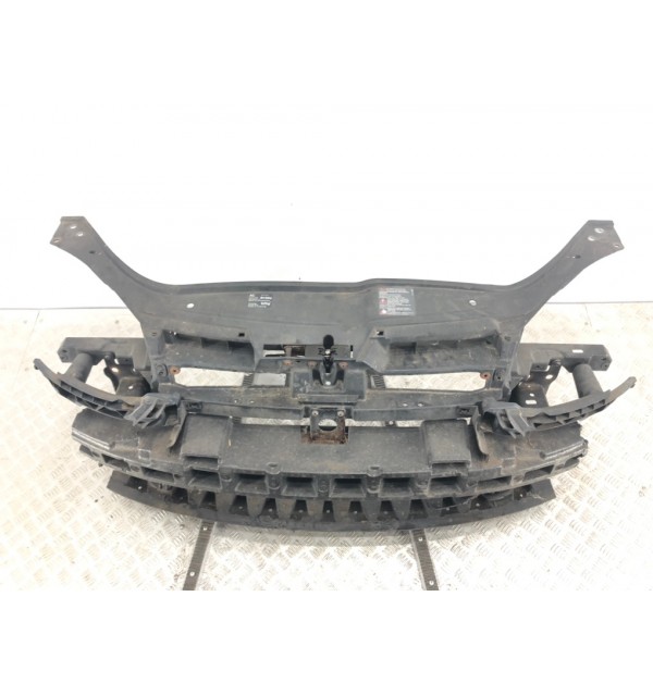 Панель передняя (телевизор) бу для Volkswagen Golf 5 1.4 i,  2007 г.