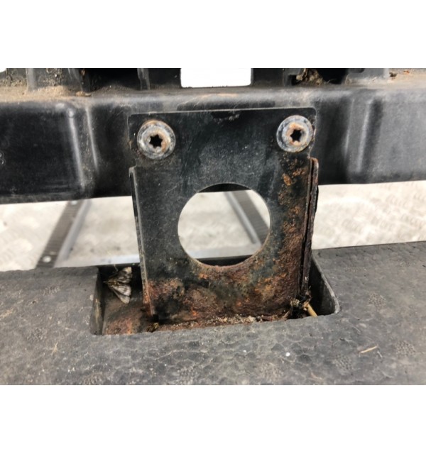 Панель передняя (телевизор) бу для Volkswagen Golf 5 1.4 i,  2007 г.