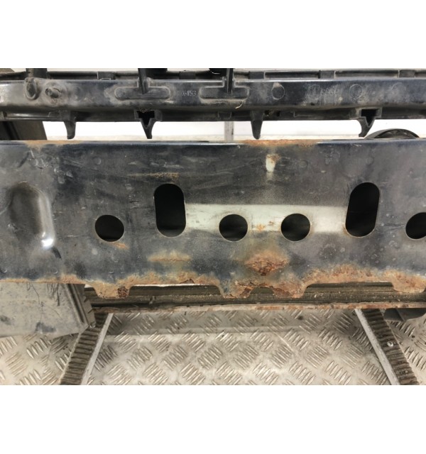 Панель передняя (телевизор) бу для Ford C-Max 1 1.8 i,  2009 г.