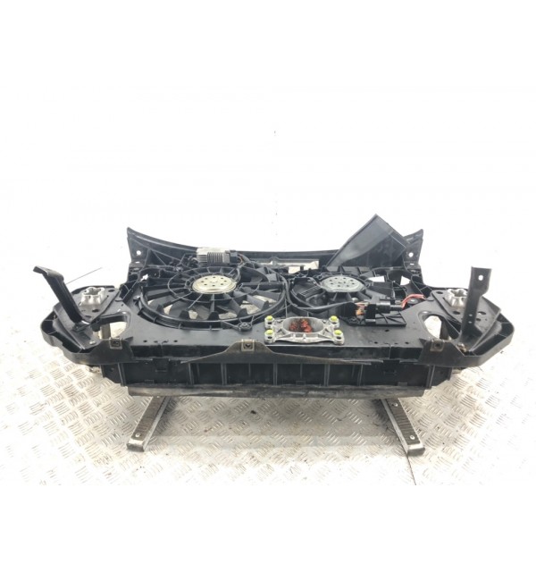 Панель передняя (телевизор) бу для Audi A6 C6 2.4 i,  2004 г.