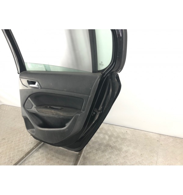 Дверь задняя правая бу для Peugeot 308 T9 1.6 HDi,  2014 г.