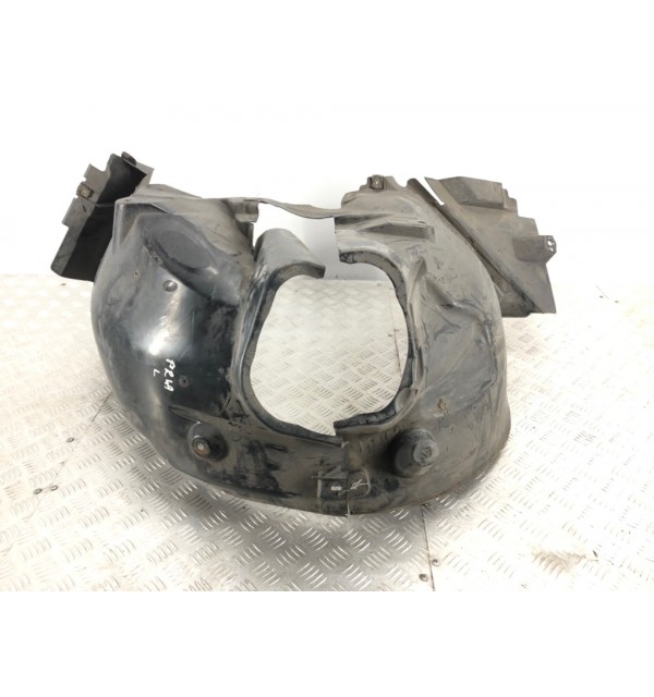 Защита арок передняя левая (подкрылок) бу для Mercedes C W204 2.2 CDi,  2009 г.