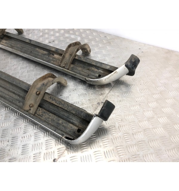 Подножка бу для Nissan Navara 3 2.3 DCi,  2016 г.