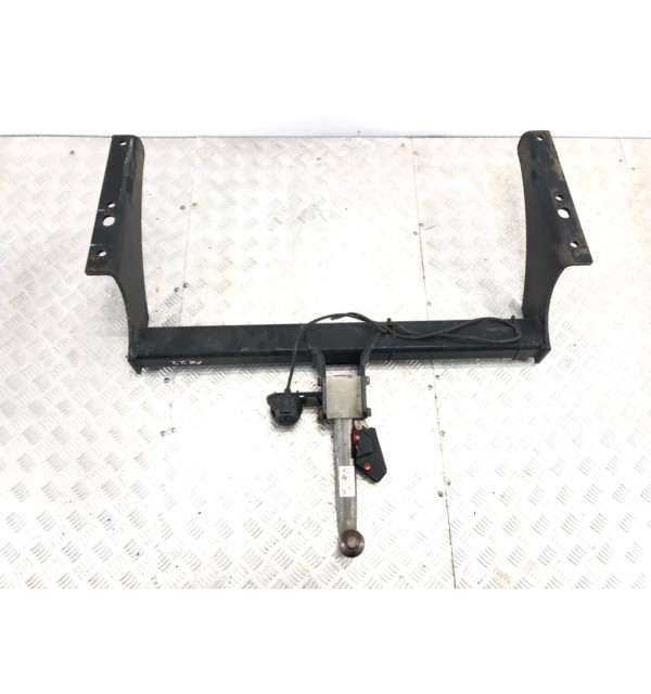 Прицепное устройство (фаркоп) бу для Jeep Cherokee KJ 3.7 i,  2004 г.