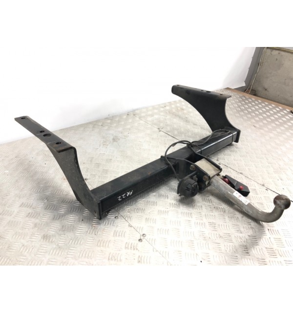 Прицепное устройство (фаркоп) бу для Jeep Cherokee KJ 3.7 i,  2004 г.