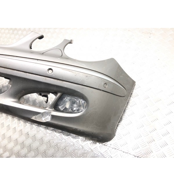 Бампер передний бу для Mercedes E W211 2.2 CDi,  2005 г.