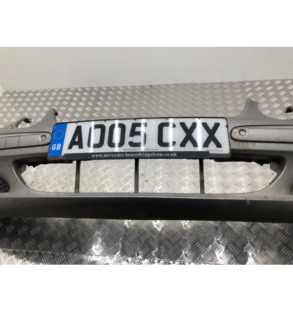 Бампер передний бу для Mercedes E W211 2.2 CDi,  2005 г.