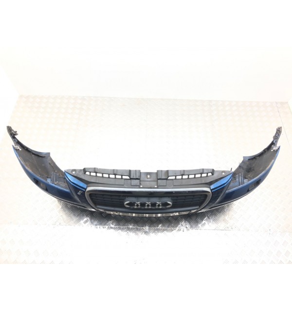 Бампер передний бу для Audi A3 8P 2.0 TDi,  2006 г.