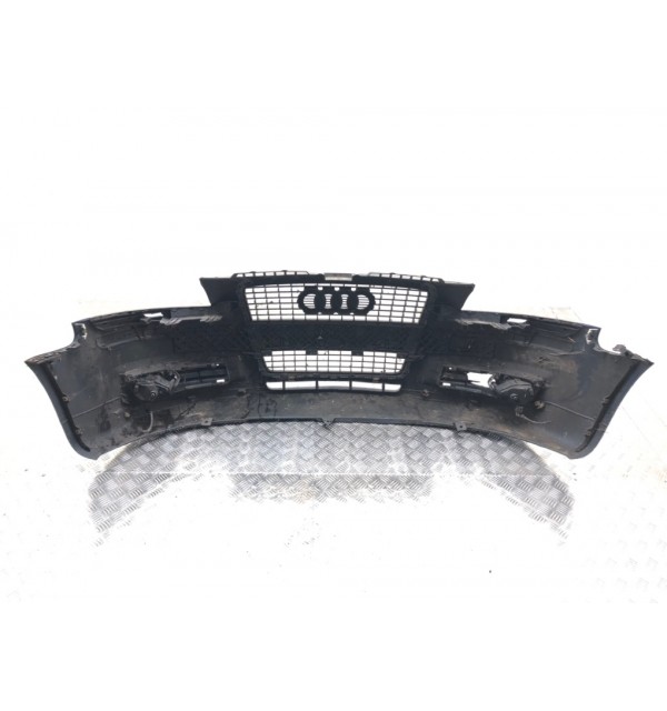 Бампер передний бу для Audi A3 8P 2.0 TDi,  2006 г.