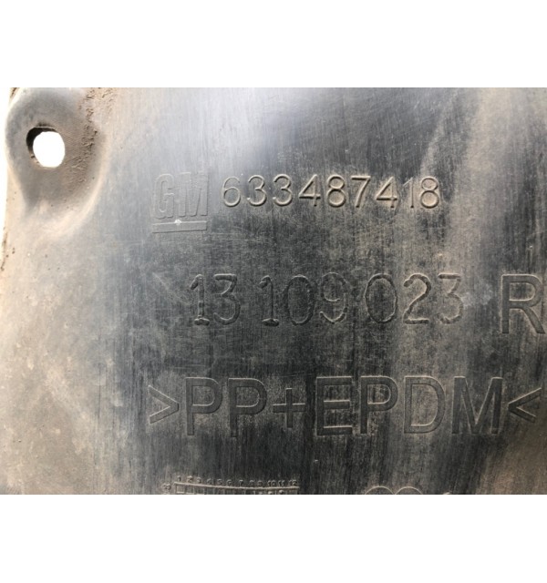 Защита арок передняя правая (подкрылок) бу для Opel Combo C 1.3 CDTi,  2011 г.